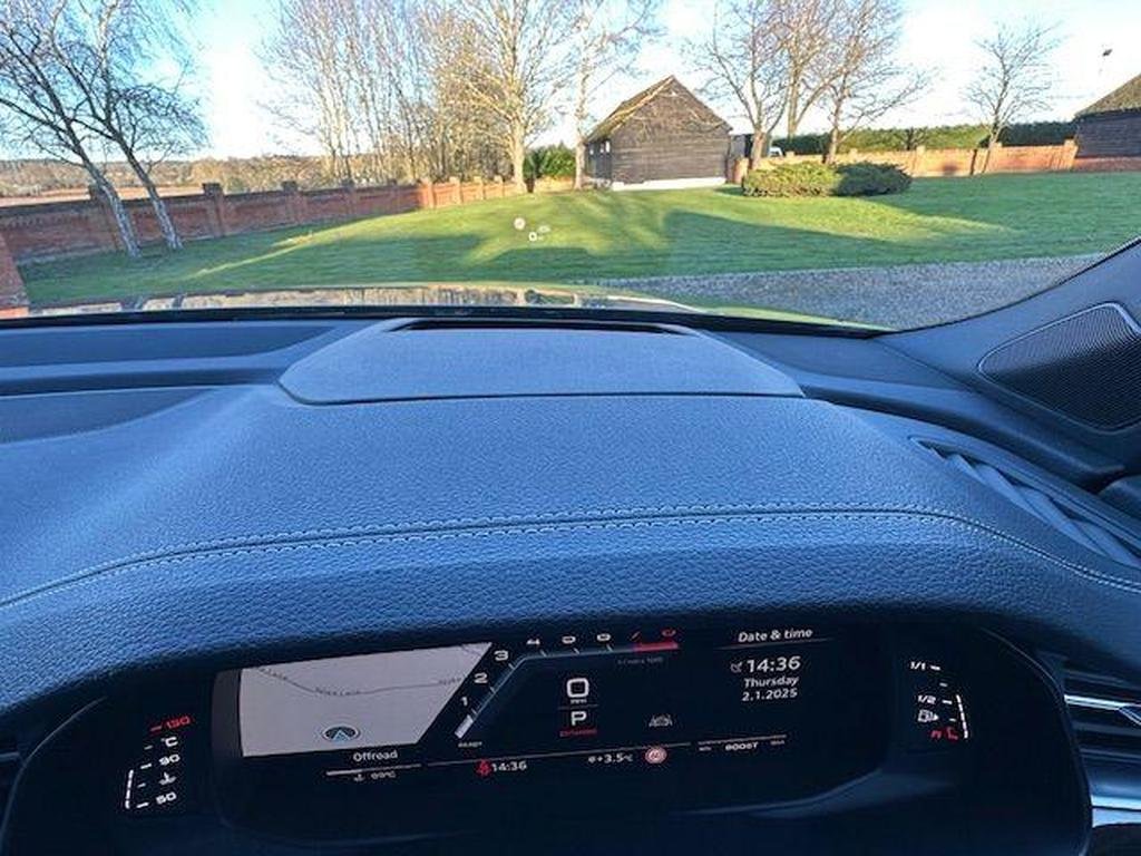 Audi SQ7 4.0 TFSI V8 Black Edition Tiptronic quattro