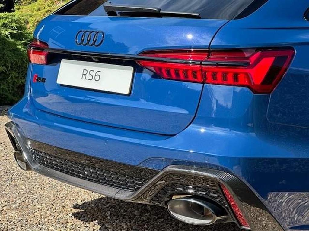 Audi RS6 Avant 4.0 TFSI V8 Performance Carbon Vorsprung Tiptronic quattro