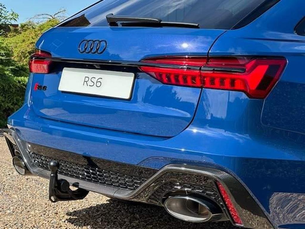 Audi RS6 Avant 4.0 TFSI V8 Performance Carbon Vorsprung Tiptronic quattro