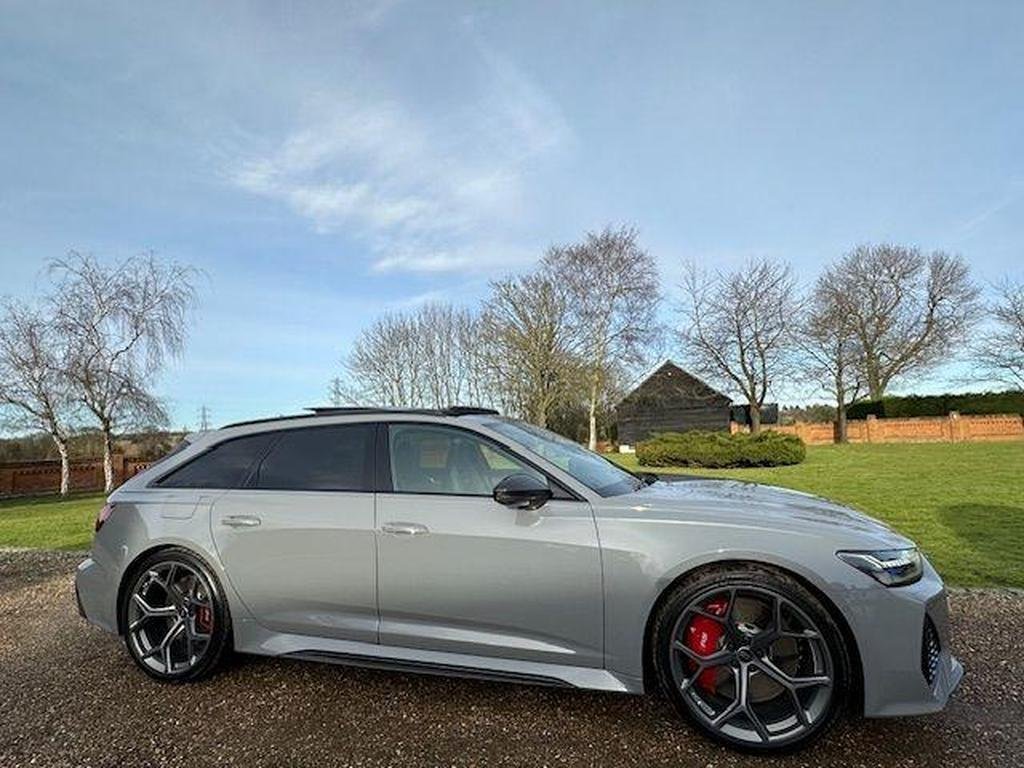 Audi RS6 Avant 4.0 TFSI V8 Performance Carbon Vorsprung Tiptronic quattro