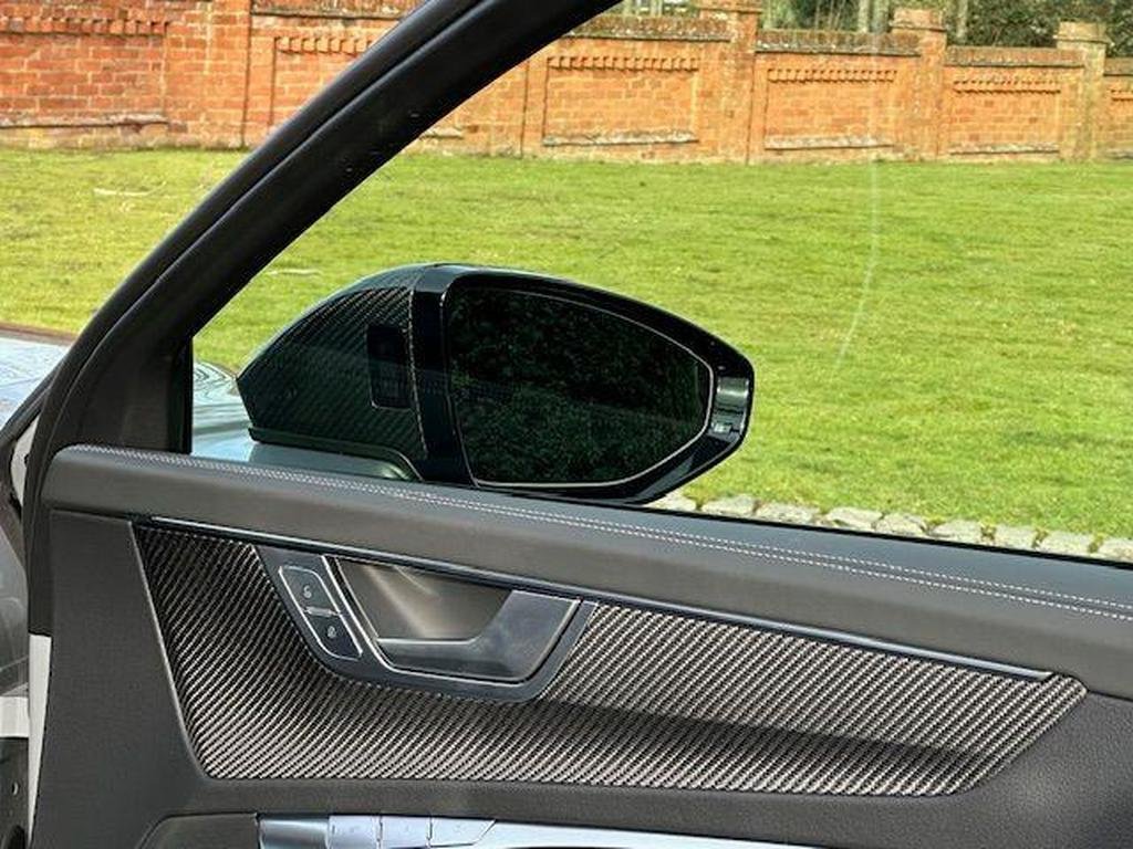 Audi RS6 Avant 4.0 TFSI V8 Performance Carbon Vorsprung Tiptronic quattro