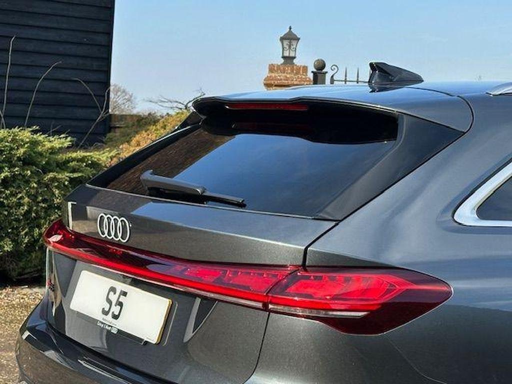Audi S5 Avant 3.0 TFSI Launch Edition S Tronic quattro