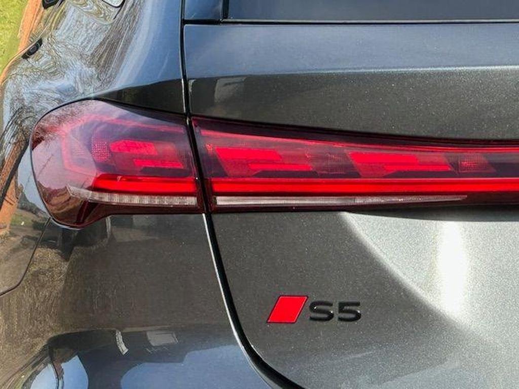 Audi S5 Avant 3.0 TFSI Launch Edition S Tronic quattro