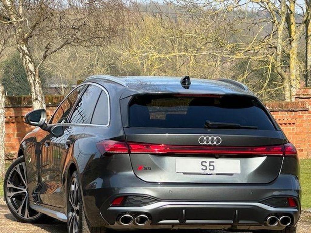 Audi S5 Avant 3.0 TFSI Launch Edition S Tronic quattro