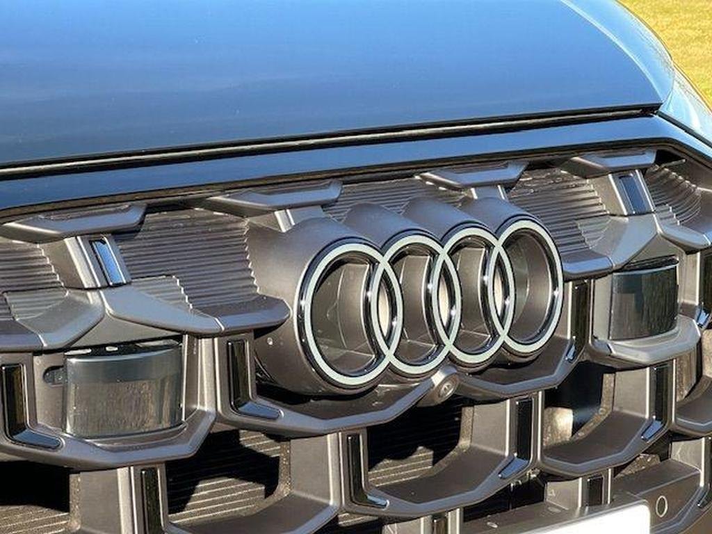 Audi SQ7 4.0 TFSI V8 Black Edition Tiptronic quattro