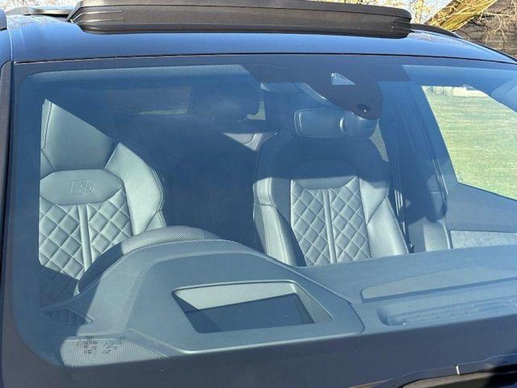 Audi SQ7 4.0 TFSI V8 Black Edition Tiptronic quattro