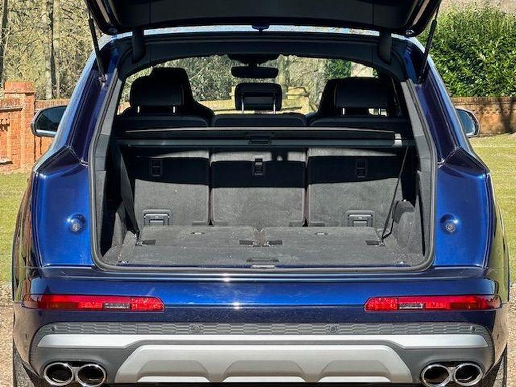 Audi SQ7 4.0 TFSI V8 Tiptronic quattro