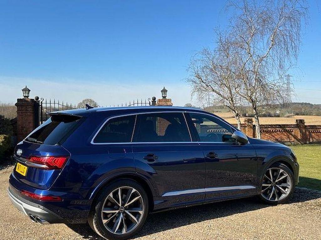 Audi SQ7 4.0 TFSI V8 Tiptronic quattro