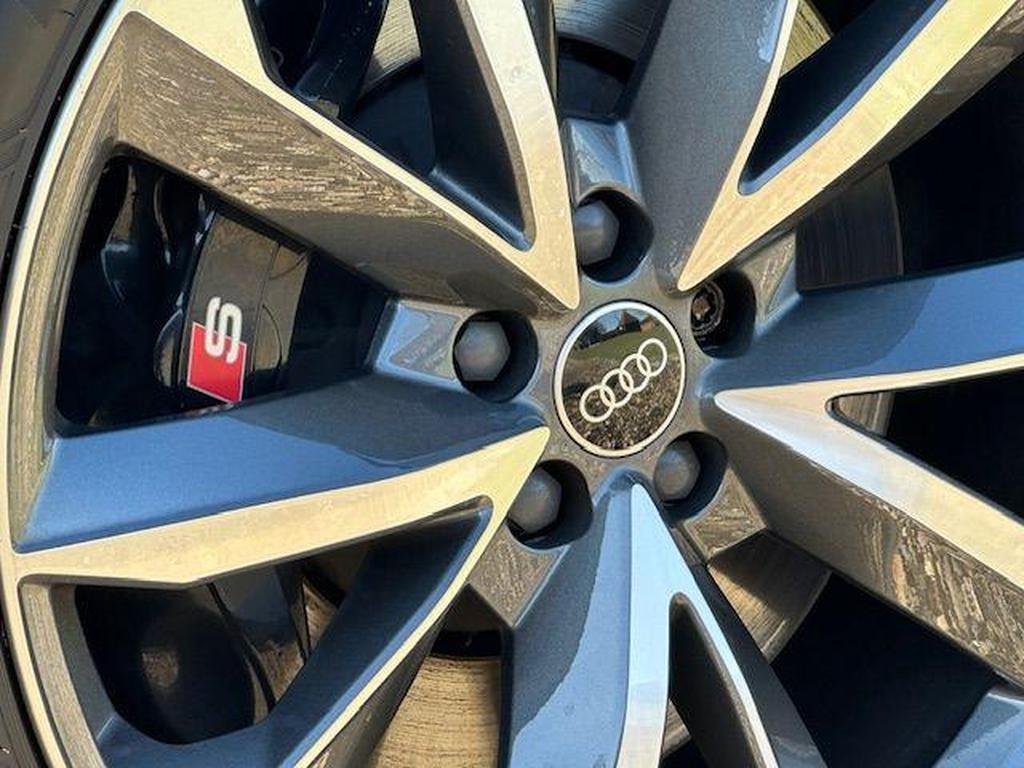 Audi SQ7 4.0 TFSI V8 Tiptronic quattro