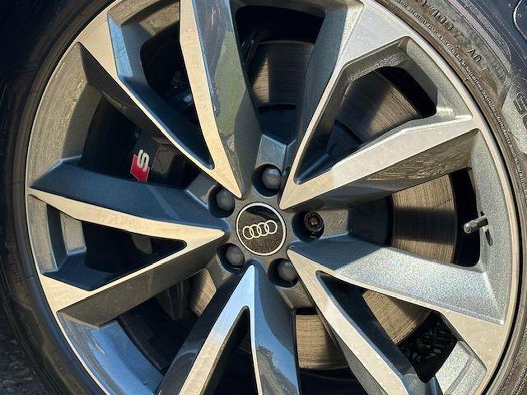 Audi SQ7 4.0 TFSI V8 Tiptronic quattro