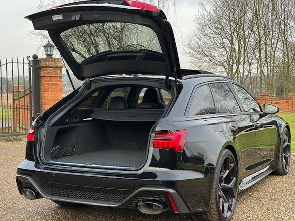 Audi RS6 Avant 4.0 TFSI V8 Performance Carbon Vorsprung Tiptronic quattro