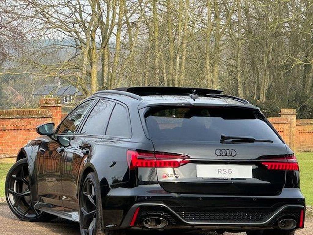 Audi RS6 Avant 4.0 TFSI V8 Performance Carbon Vorsprung Tiptronic quattro