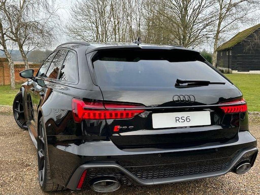 Audi RS6 Avant 4.0 TFSI V8 Performance Carbon Vorsprung Tiptronic quattro