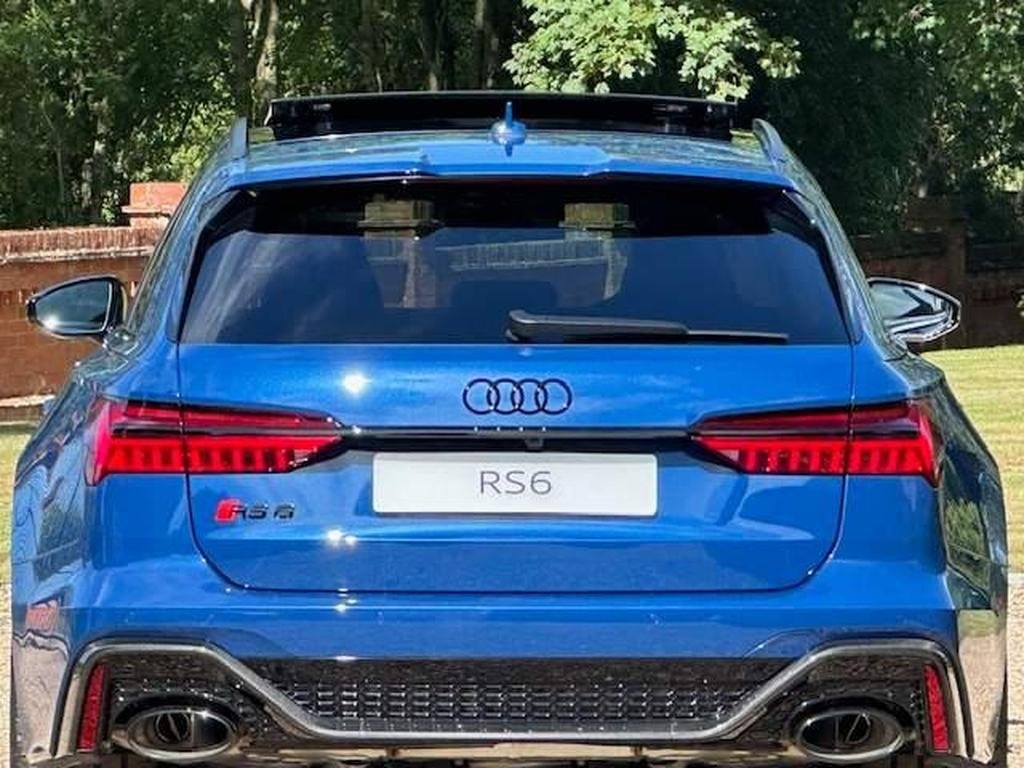 Audi RS6 Avant 4.0 TFSI V8 Performance Carbon Vorsprung Tiptronic quattro