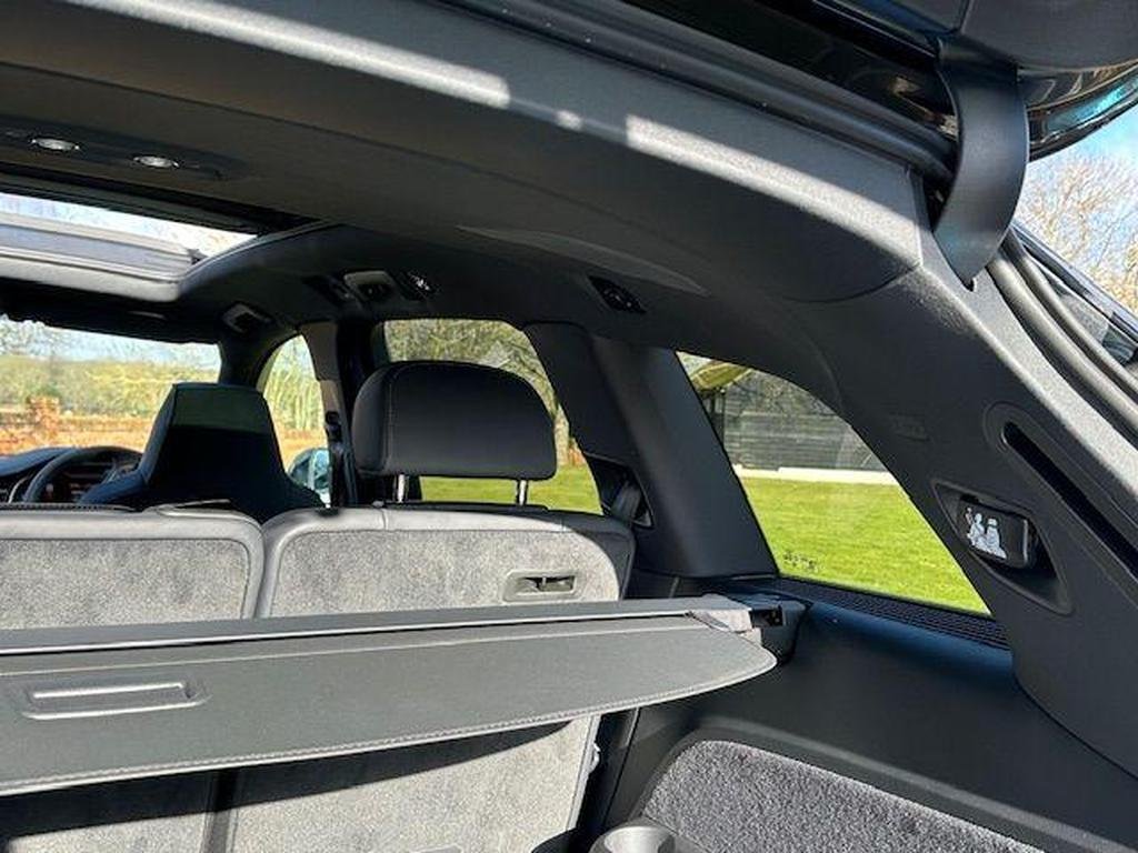 Audi SQ7 4.0 TFSI V8 Black Edition Tiptronic quattro