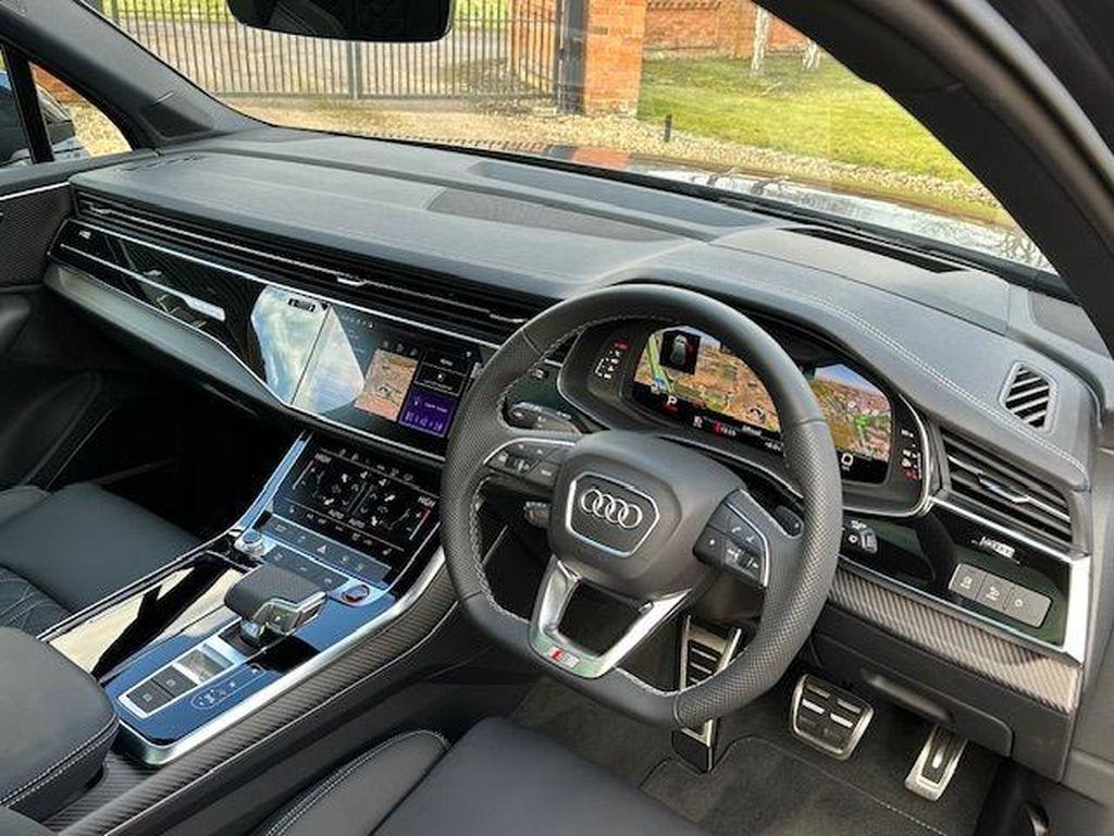 Audi SQ7 4.0 TFSI V8 Black Edition Tiptronic quattro