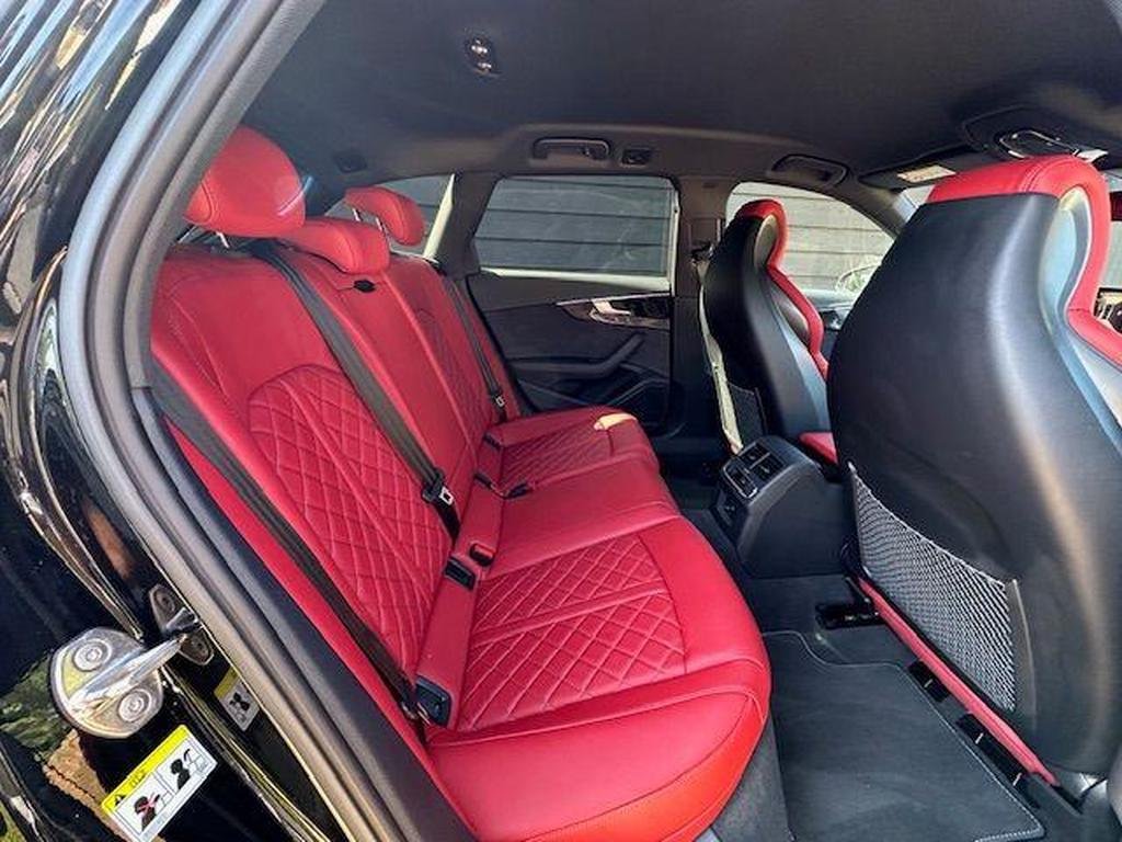 Audi S4 Avant 3.0 TDI V6 Black Edition Tiptronic quattro