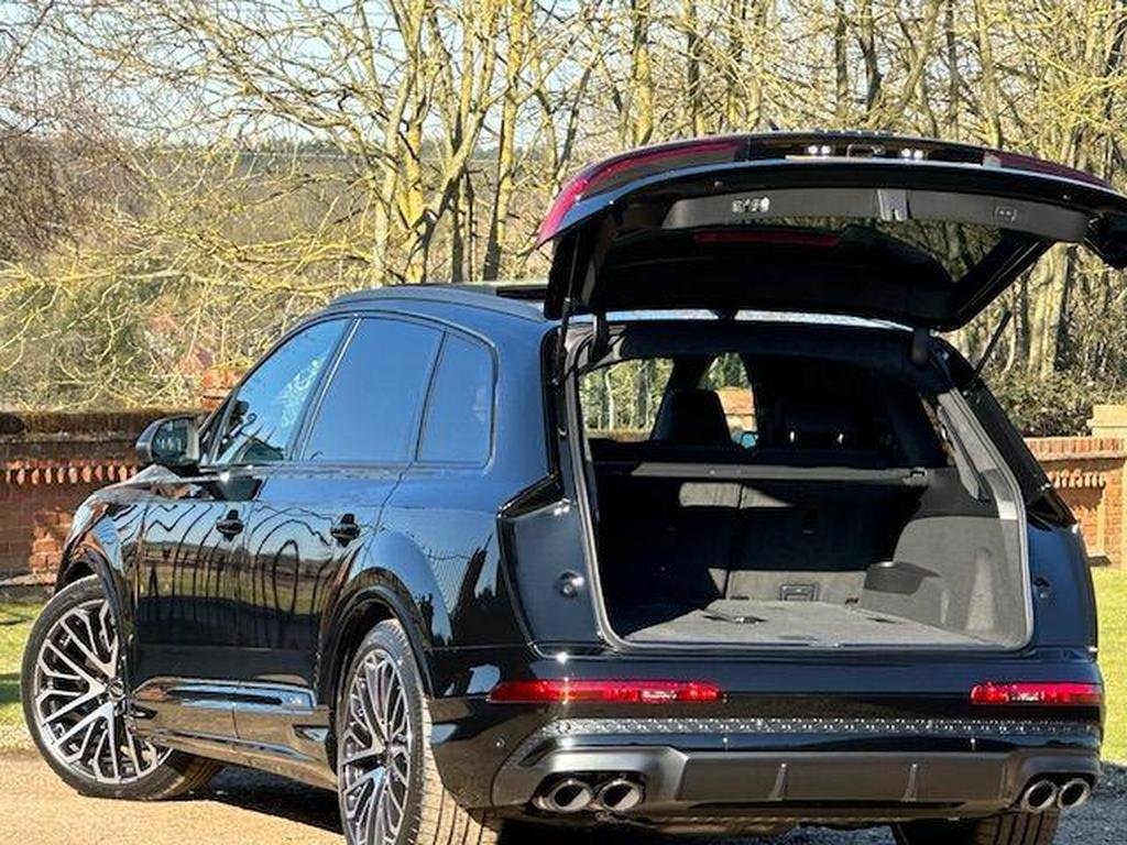Audi SQ7 4.0 TFSI V8 Vorsprung Tiptronic quattro