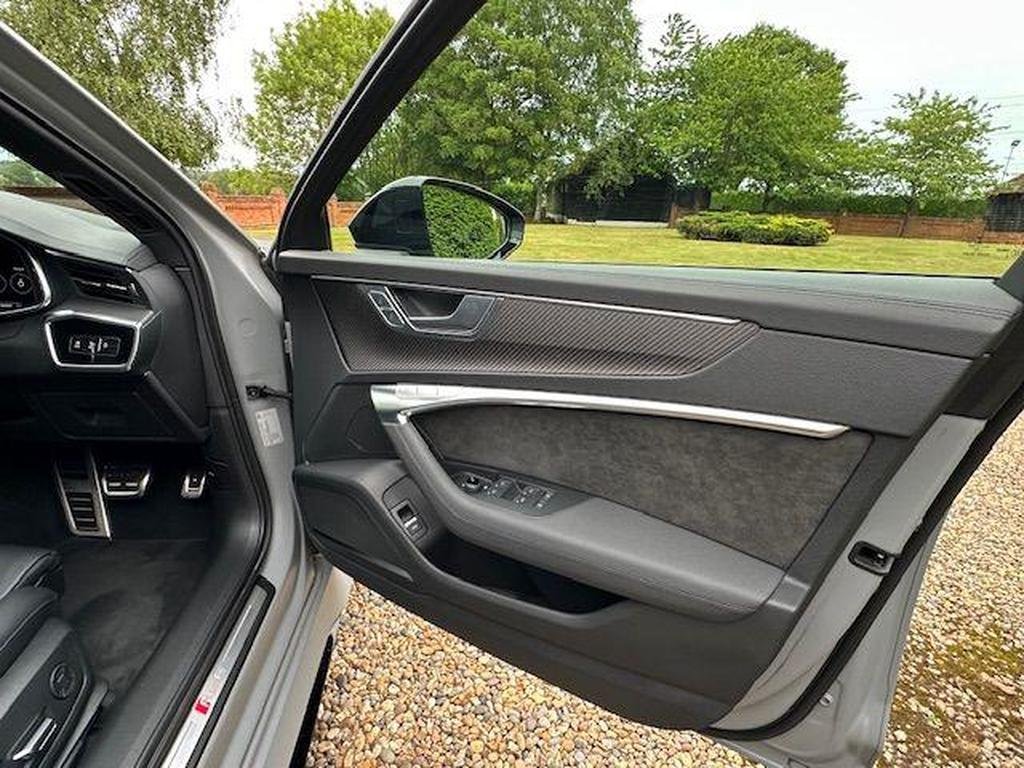 Audi RS6 Avant 4.0 TFSI V8 Vorsprung Tiptronic quattro