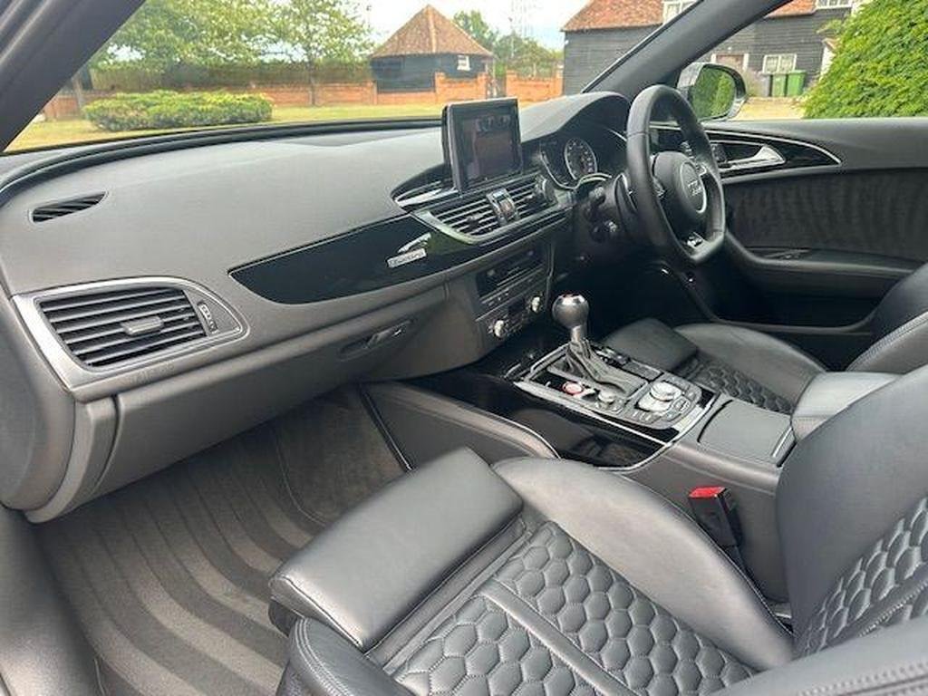 Audi RS6 Avant 4.0 TFSI V8 Performance Tiptronic quattro