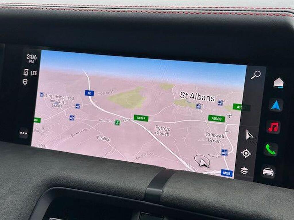 Porsche Taycan Performance Plus 93.4kWh GTS Sport Turismo