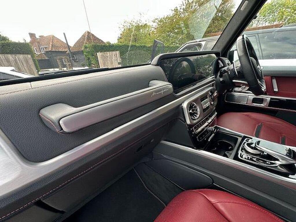 Mercedes-Benz G Class 4.0 G63 V8 BiTurbo AMG SpdS+9GT 4MATIC