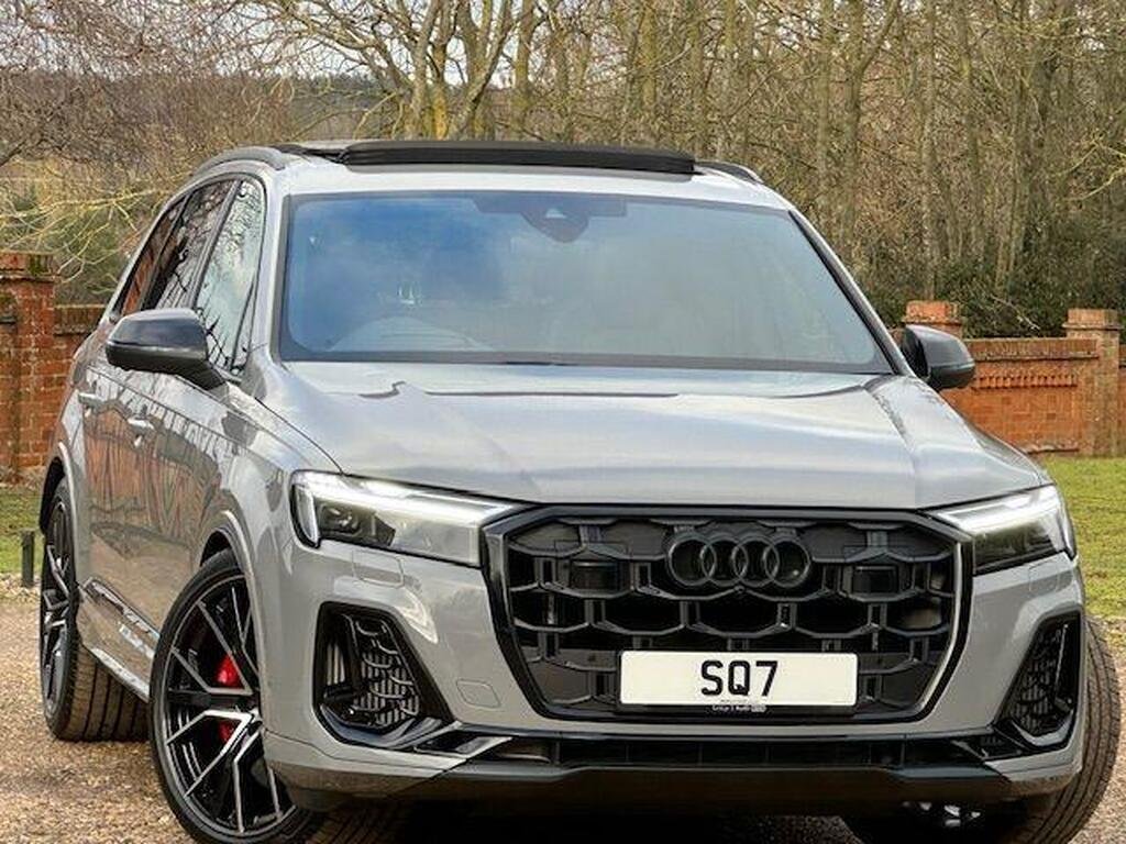 Audi SQ7 4.0 TFSI V8 Black Edition Tiptronic quattro