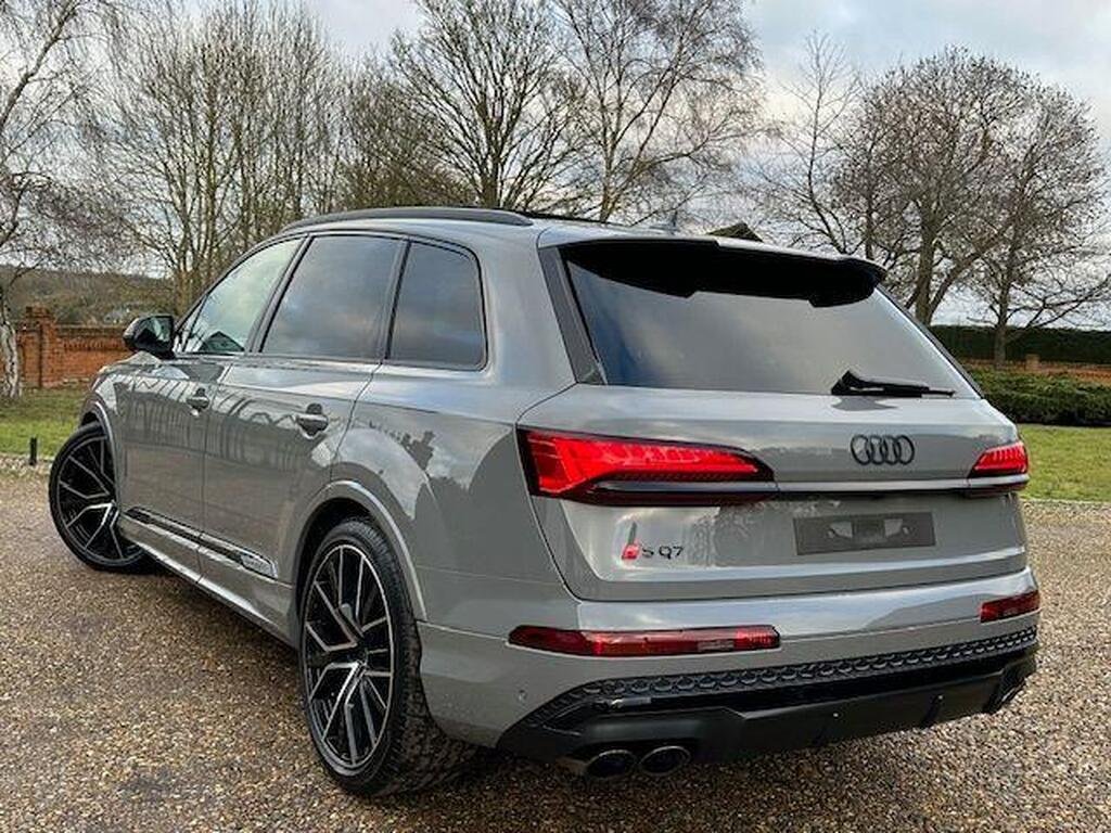 Audi SQ7 4.0 TFSI V8 Black Edition Tiptronic quattro