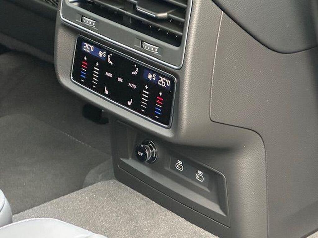 Audi SQ7 4.0 TFSI V8 Black Edition Tiptronic quattro