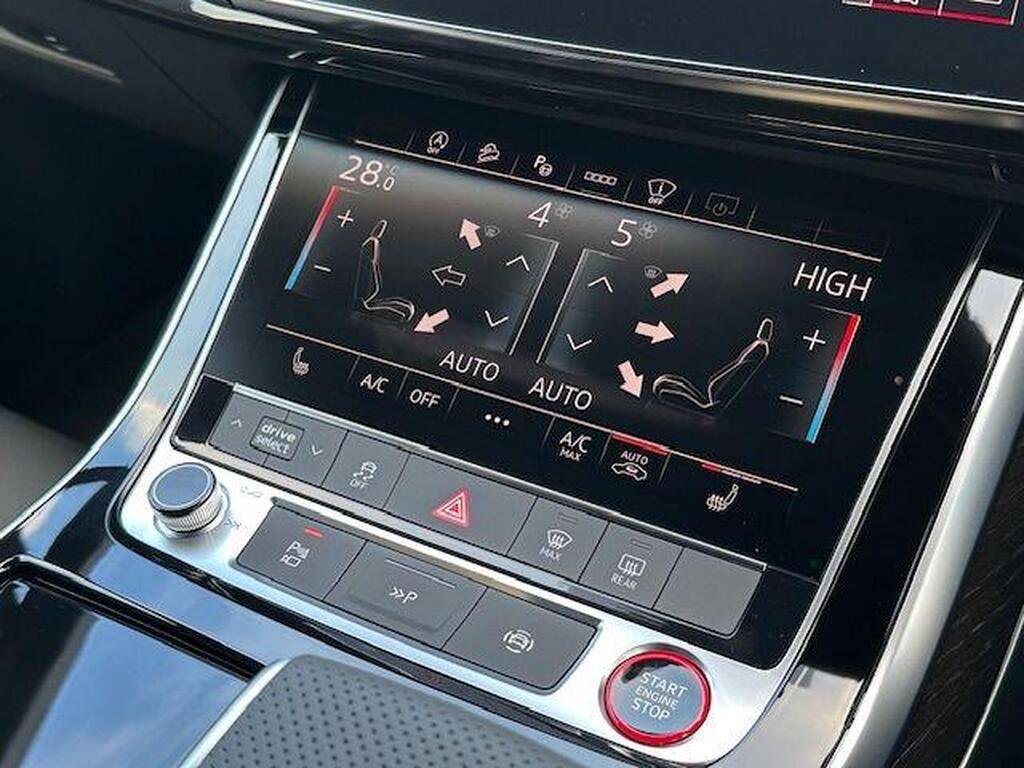 Audi SQ7 4.0 TFSI V8 Black Edition Tiptronic quattro