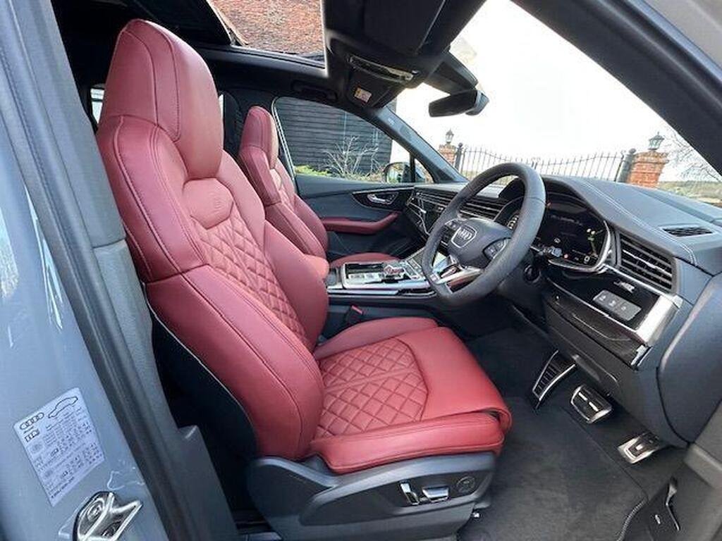 Audi SQ7 4.0 TFSI V8 Black Edition Tiptronic quattro