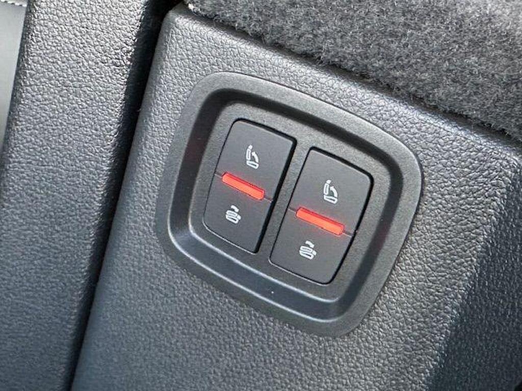 Audi SQ7 4.0 TFSI V8 Black Edition Tiptronic quattro