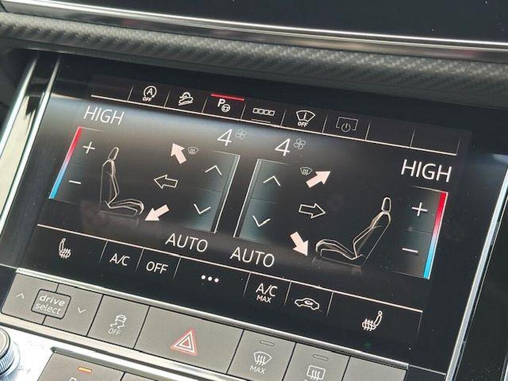 Audi SQ7 4.0 TFSI V8 Black Edition Tiptronic quattro