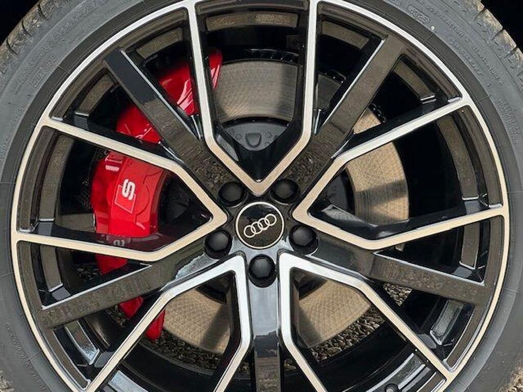 Audi SQ7 4.0 TFSI V8 Black Edition Tiptronic quattro