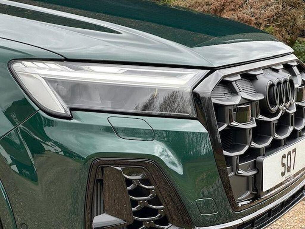 Audi SQ7 4.0 TFSI V8 Black Edition Tiptronic quattro