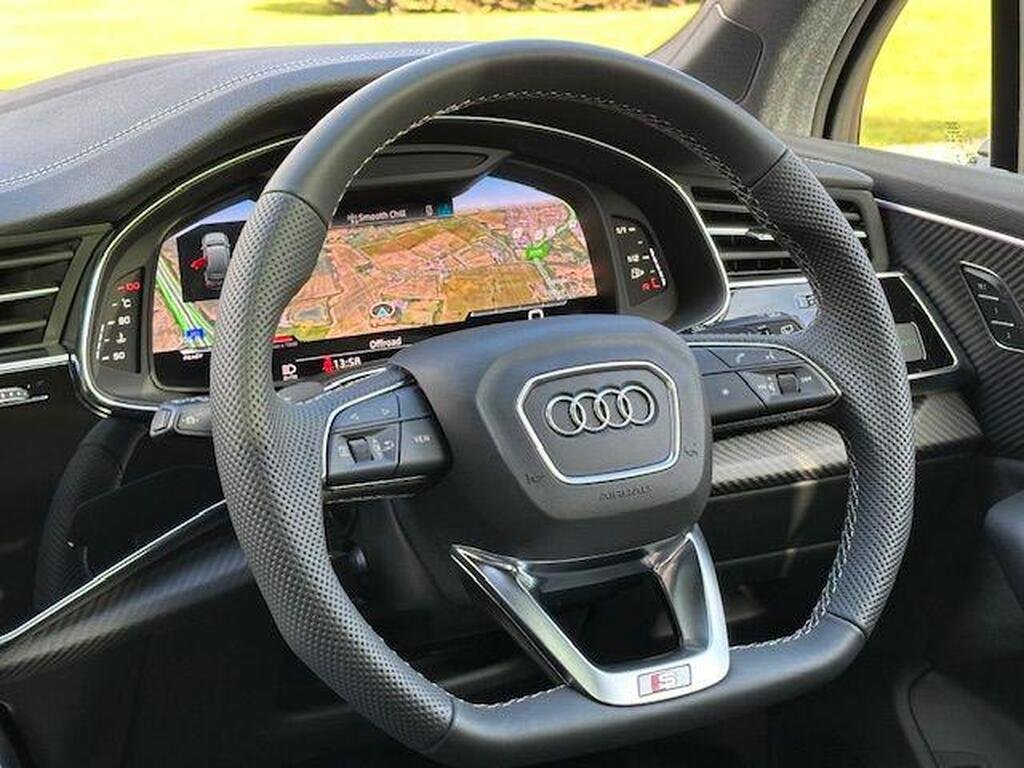 Audi SQ7 4.0 TFSI V8 Black Edition Tiptronic quattro