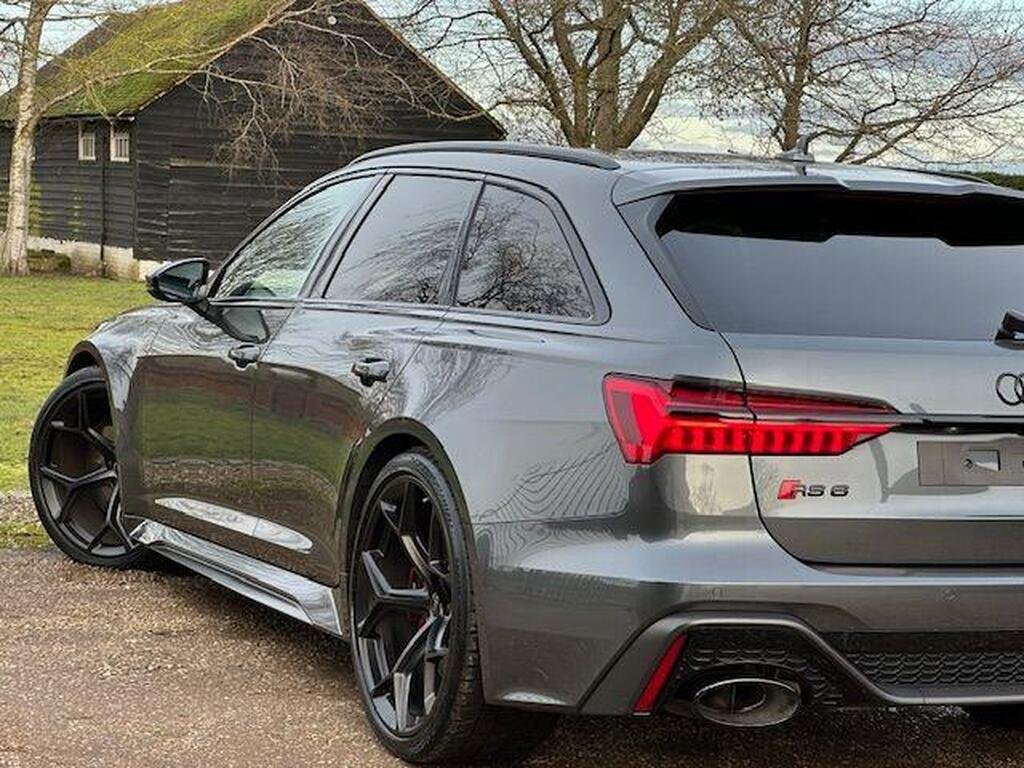 Audi RS6 Avant 4.0 TFSI V8 Performance Carbon Black Tiptronic quattro