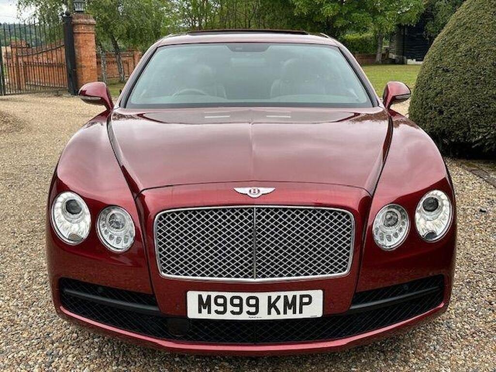 Bentley Flying Spur 4.0 V8