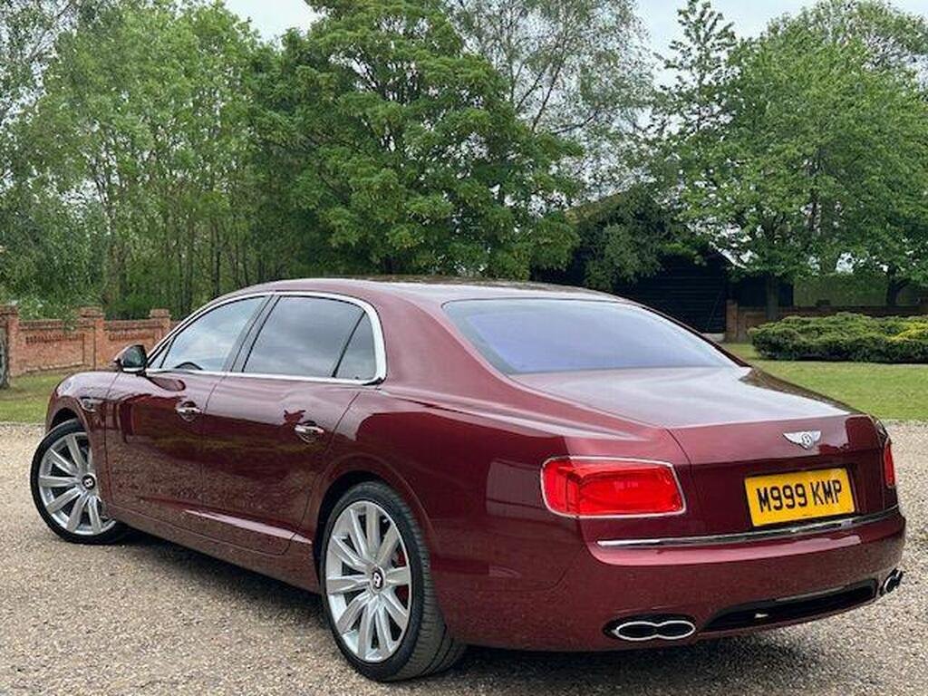Bentley Flying Spur 4.0 V8