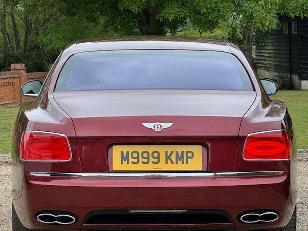 Bentley Flying Spur 4.0 V8