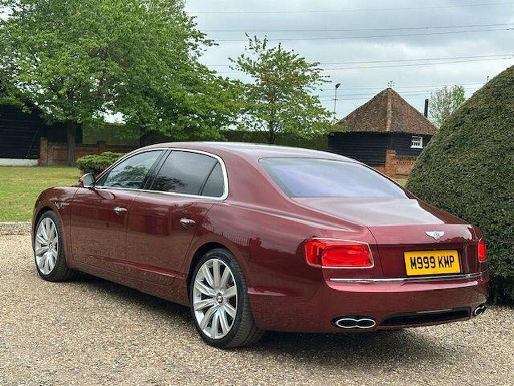 Bentley Flying Spur 4.0 V8