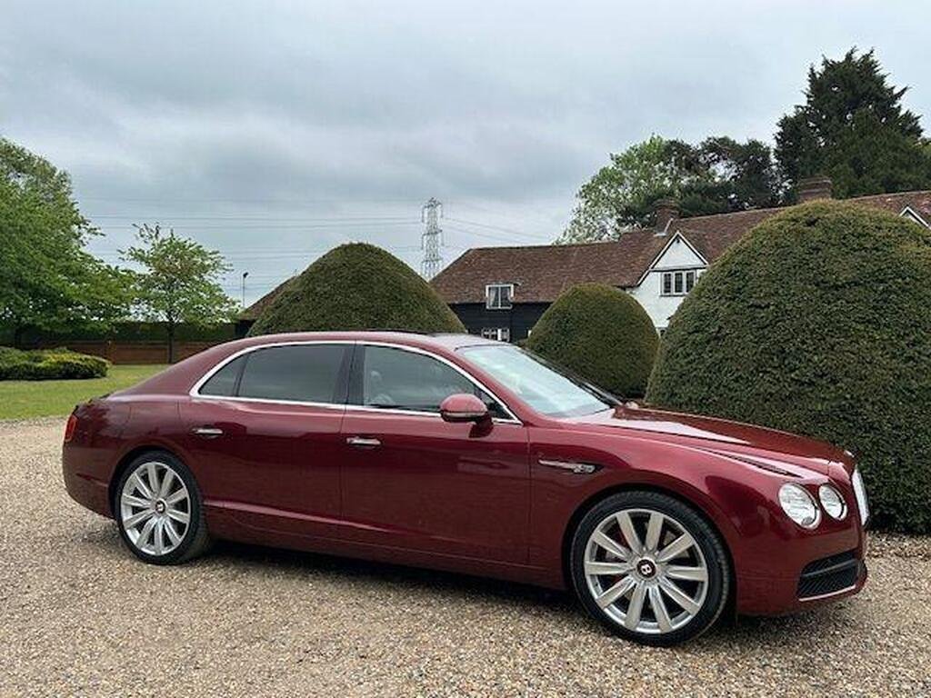 Bentley Flying Spur 4.0 V8