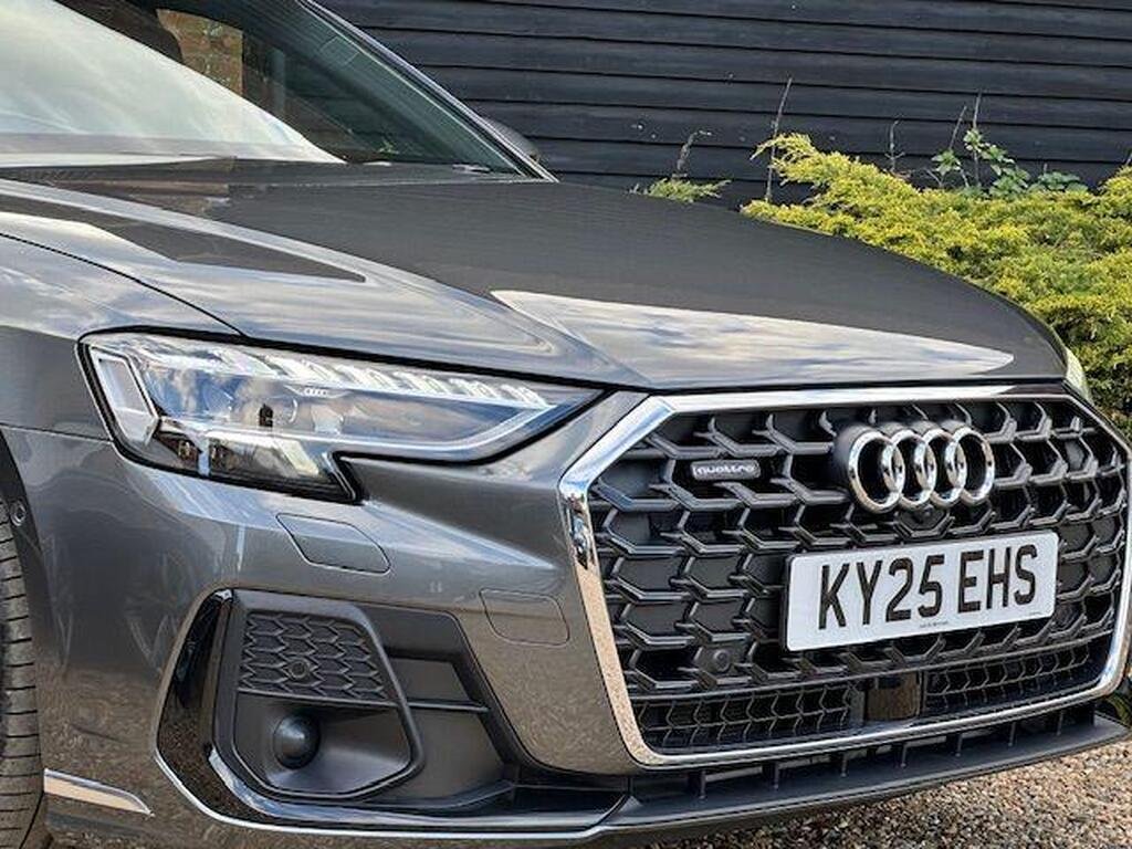 Audi A8 3.0 TDI V6 50 S line Tiptronic quattro