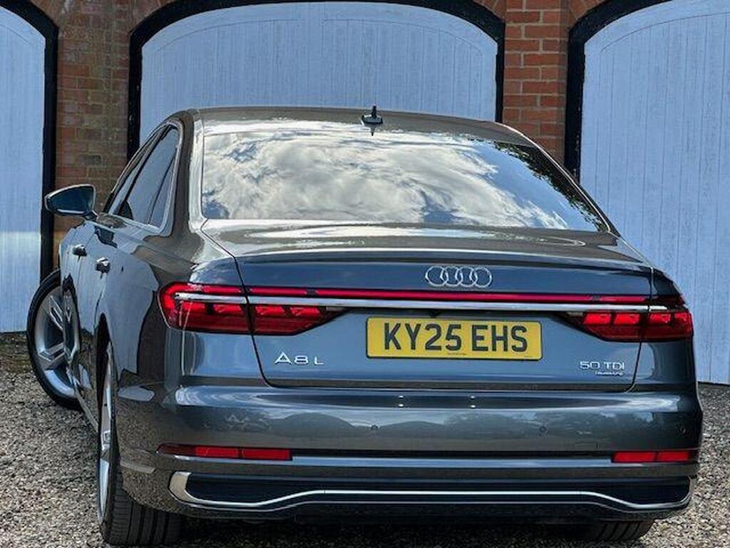 Audi A8 3.0 TDI V6 50 S line Tiptronic quattro
