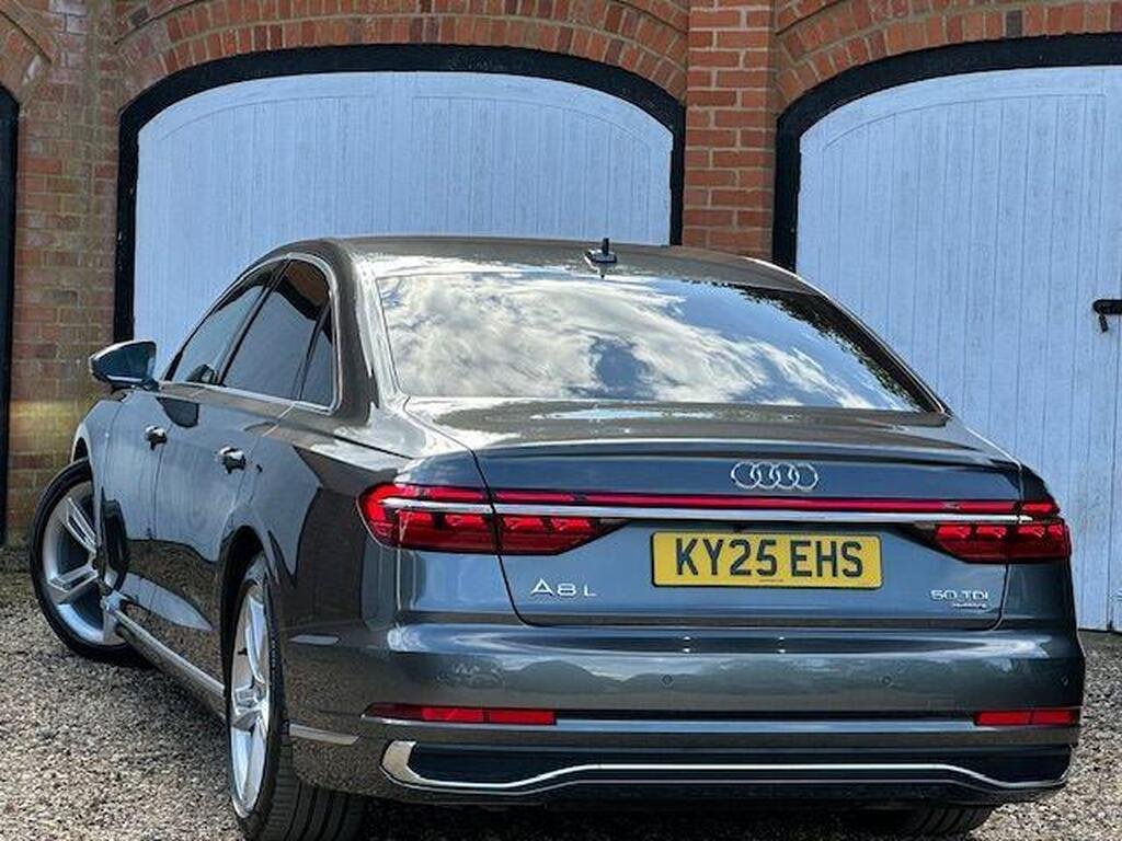 Audi A8 3.0 TDI V6 50 S line Tiptronic quattro