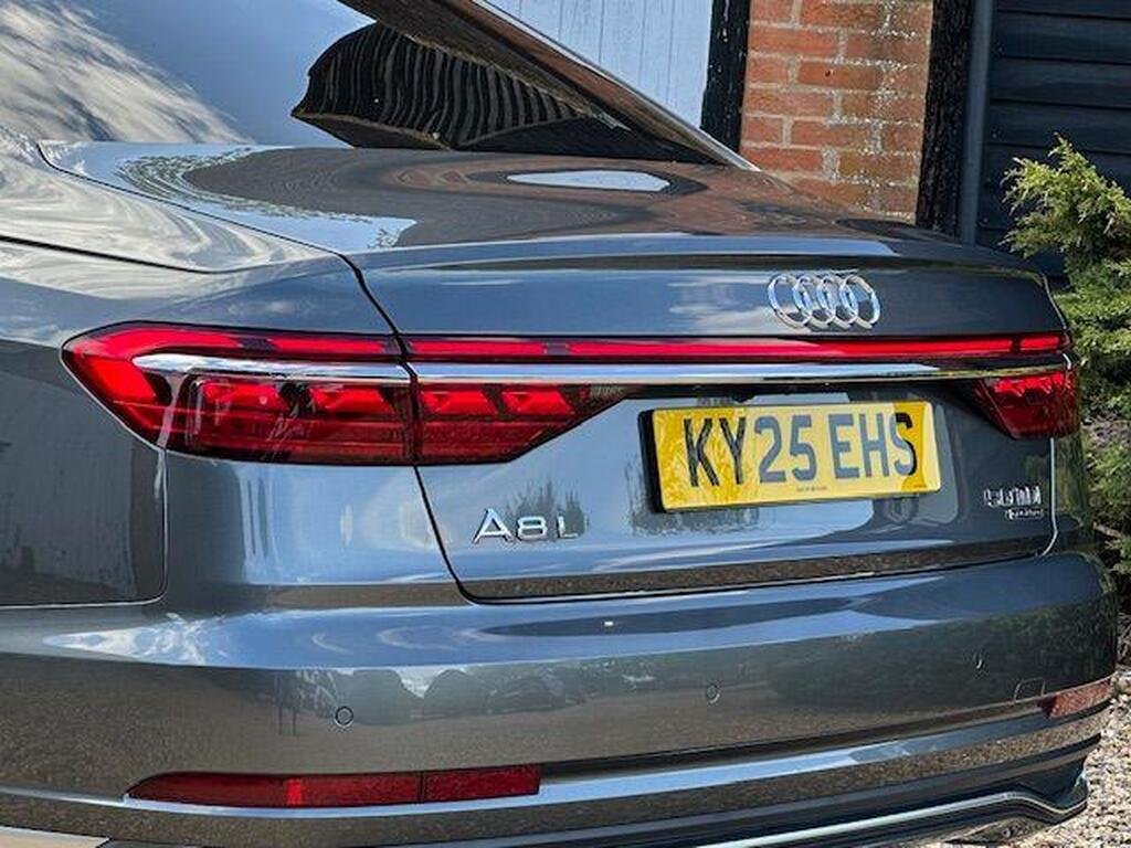 Audi A8 3.0 TDI V6 50 S line Tiptronic quattro