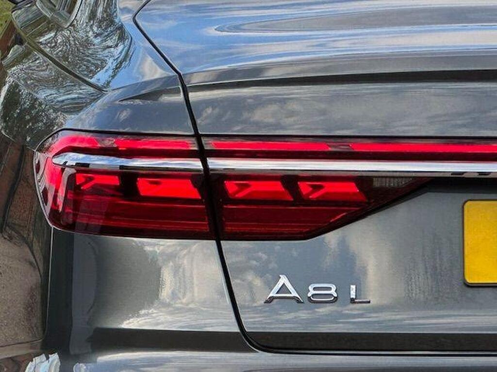 Audi A8 3.0 TDI V6 50 S line Tiptronic quattro