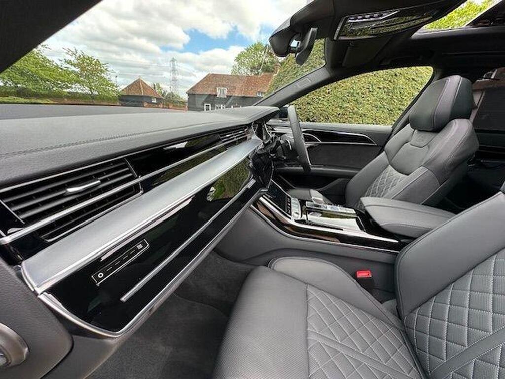 Audi A8 3.0 TDI V6 50 S line Tiptronic quattro