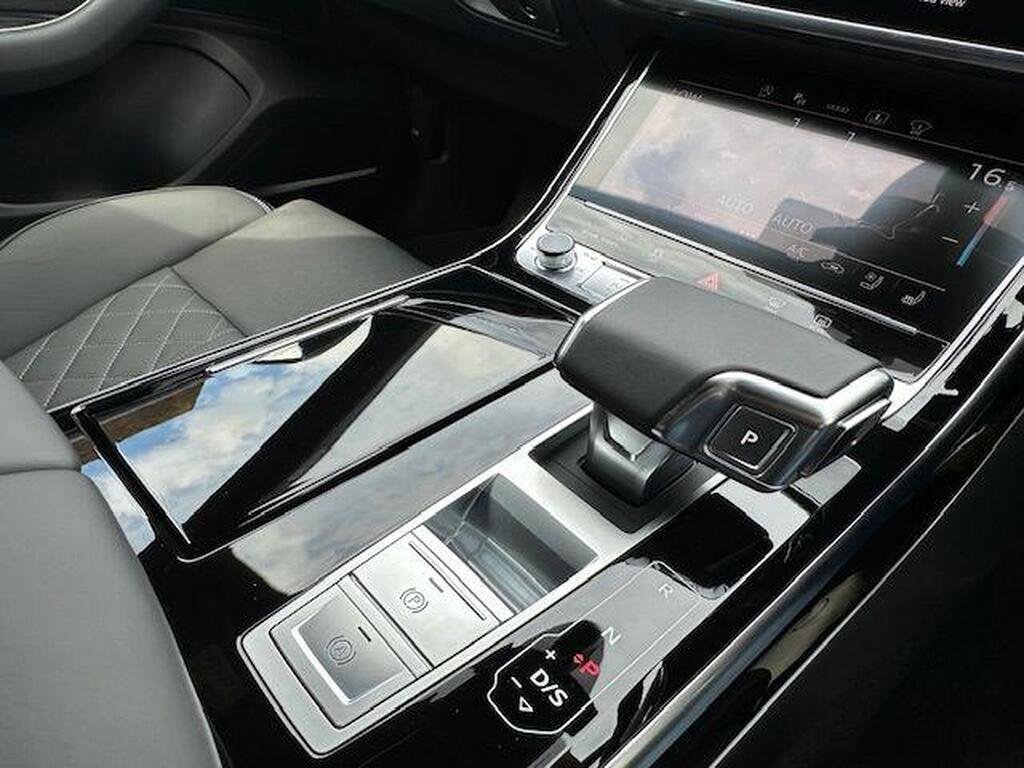 Audi A8 3.0 TDI V6 50 S line Tiptronic quattro