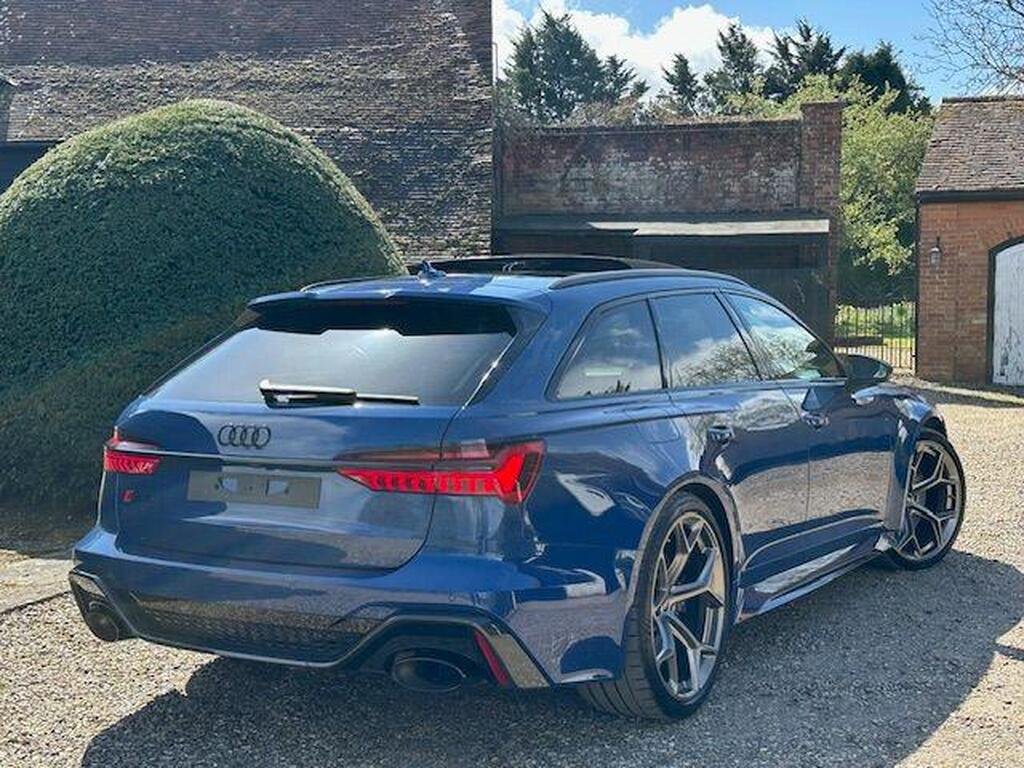 Audi RS6 Avant 4.0 TFSI V8 Performance Carbon Vorsprung Tiptronic quattro